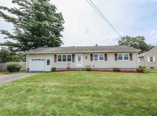 9 Galway Rd, Nashua, NH 03062