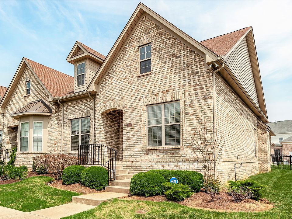 1st image of 1104 Cavaletti Cir E