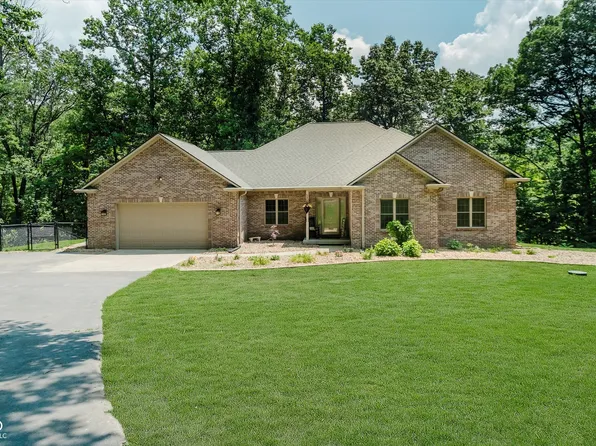 1125 Observatory Rd, Martinsville, IN 46151