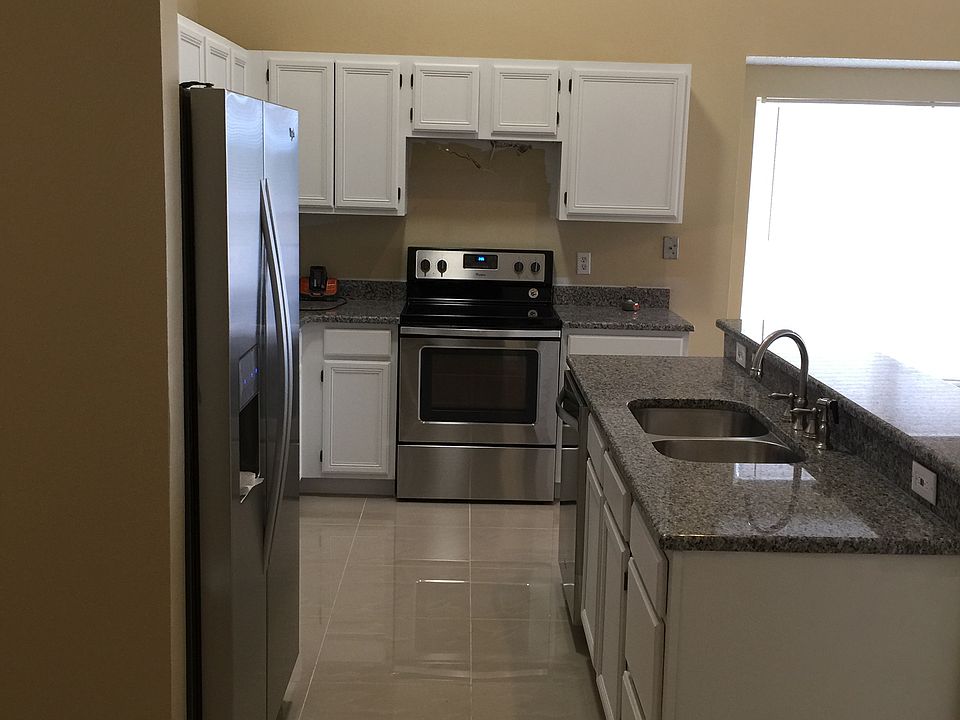 1st image of 6811 Sassanon Ct