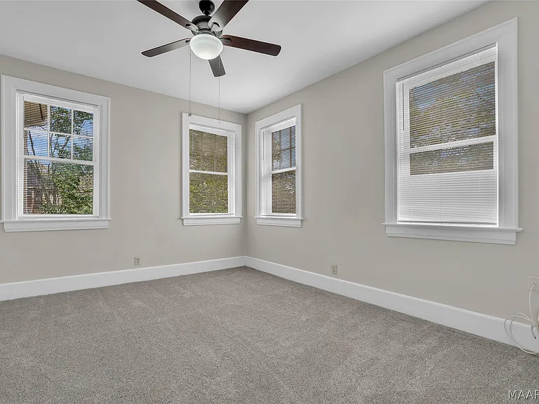 1135 S Perry St — Photo 6