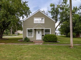 206 N Mead St, Cameron, MO 64429