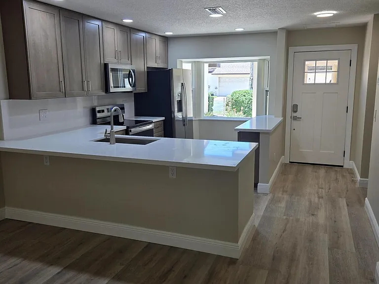 189 Seawind Dr #13 — Photo 5