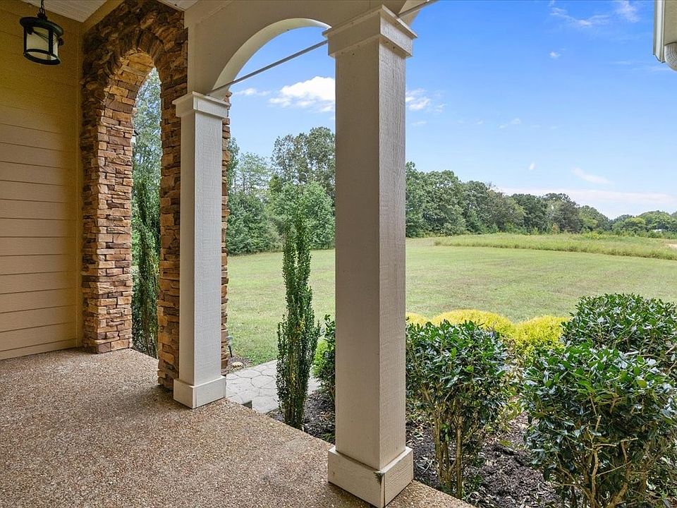 7th image of this home