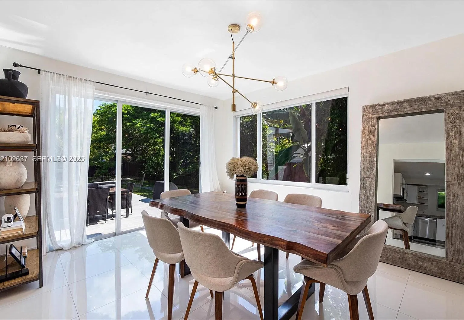 Shorecrest — Photo 4
