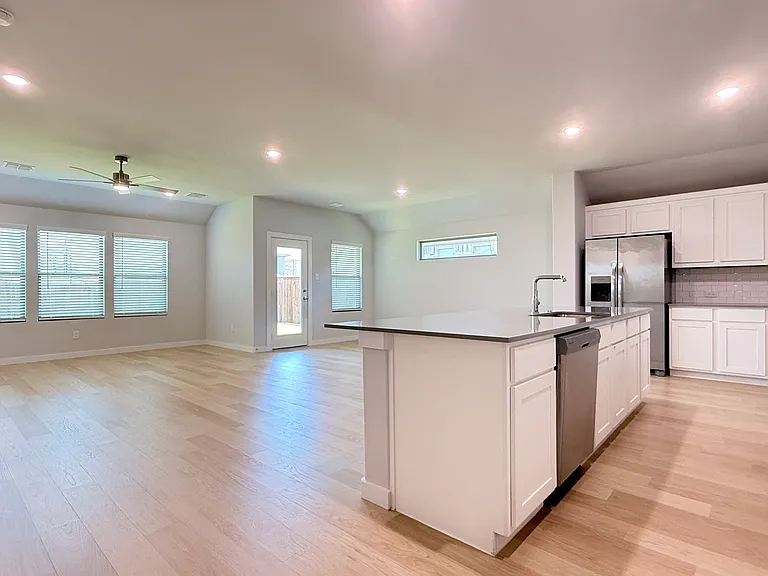 1911 Sandpiper Way — Photo 11