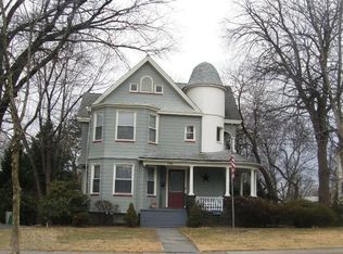 194 Larch Ave, Bogota, NJ 07603