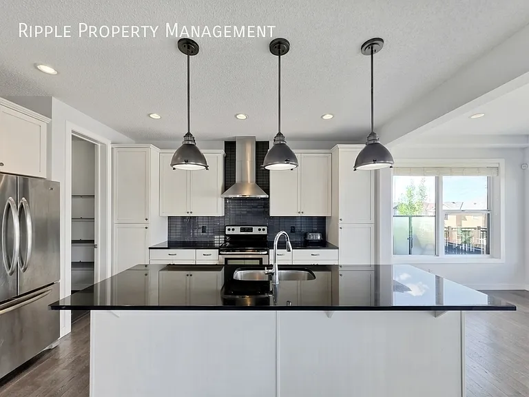 118 Panora Ct NW — Photo 10