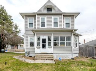 15 School St, Johnston, RI 02919