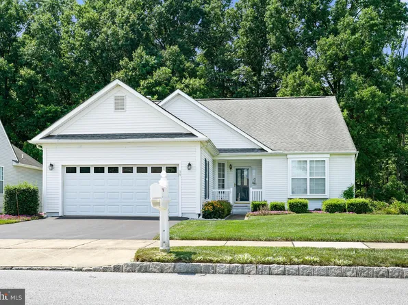 58 Springmill Dr, Middletown, DE 19709