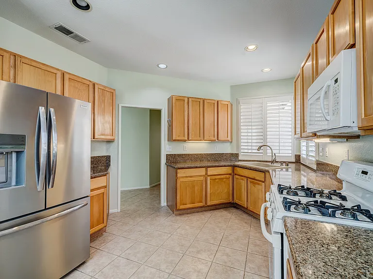 4971 Rio Bravo Dr — Photo 23