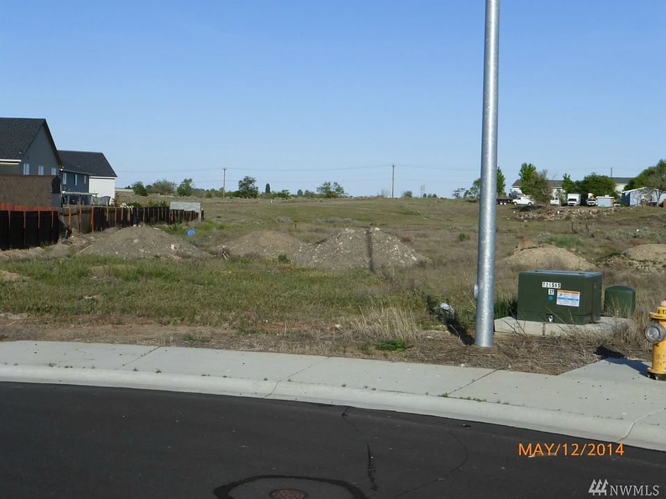 1st image of 3821 W Waterford Ln