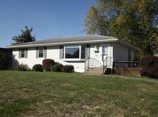 500 S Maple St, New London, IA 52645
