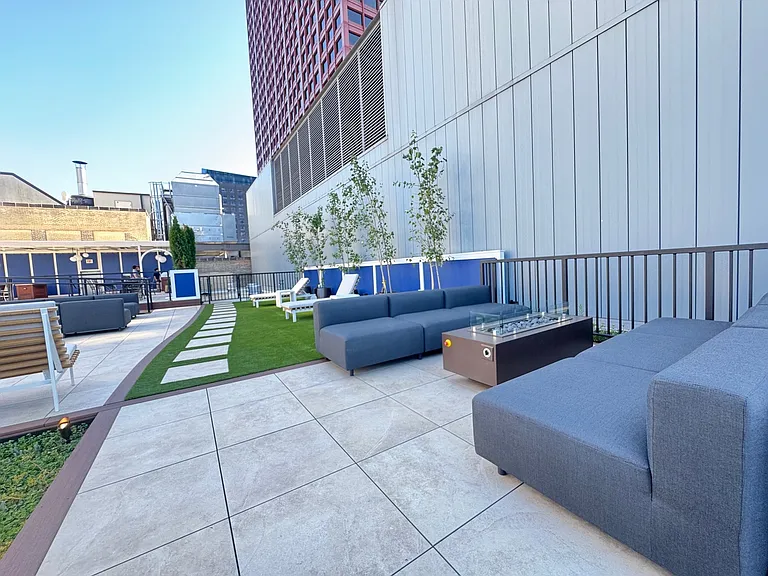 310 S Michigan Ave #1512 — Photo 12