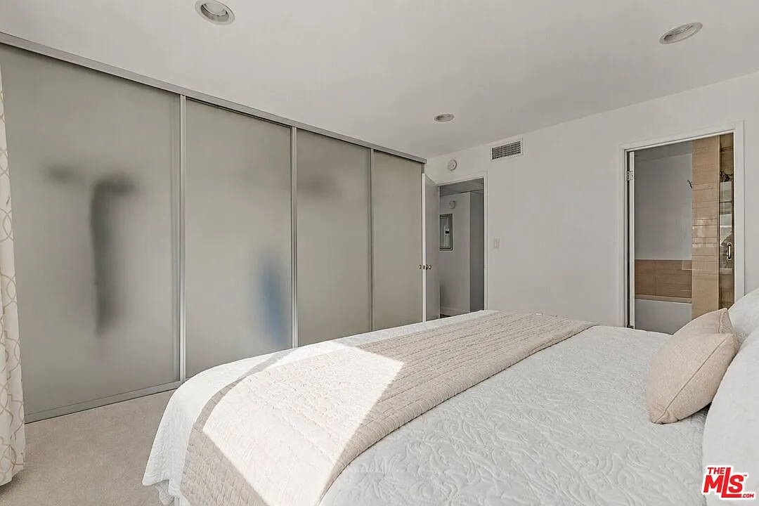 1 bed, 1.0 bath, 720 sqft, $3,750 — Photo 3