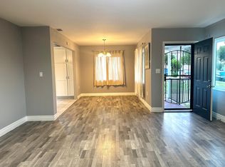 17423 Vine St, Fontana, CA 92335