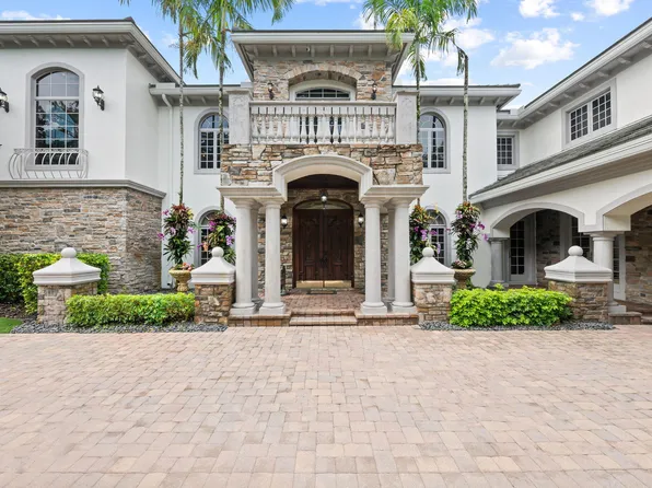 8950 NW 70th Court, Parkland, FL 33067