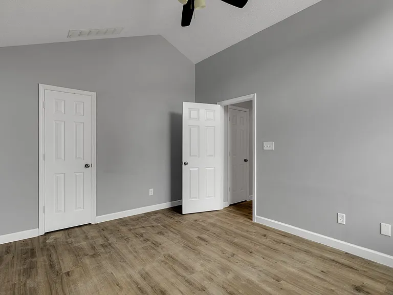 5709 Eden Village Dr — Photo 19