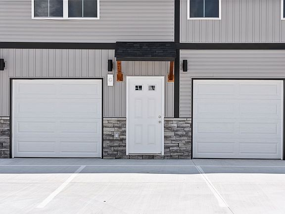 2nd image of 212 Drayton Dr #G
