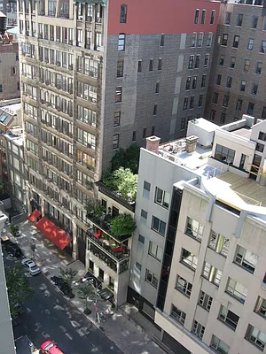 Rented by Newell and Assoc. | media 17