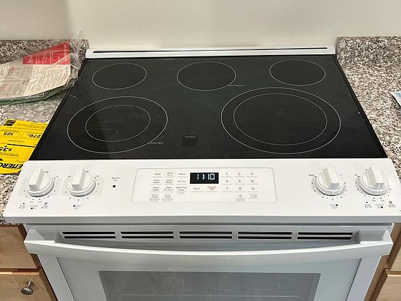 3rd image of 231 Railroad St #105