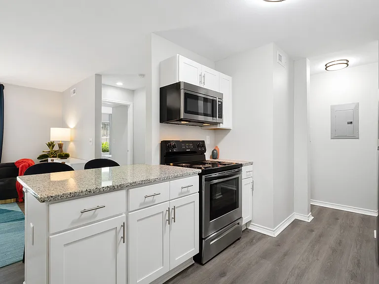 Vida Apartments — Photo 35