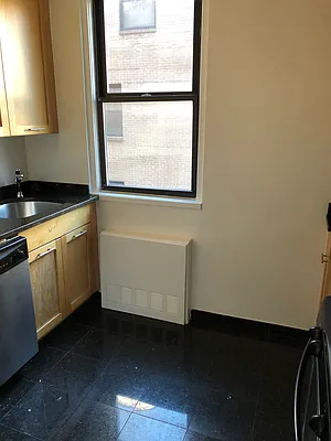 Rented by Real Estate Investors Group LLC | media 17