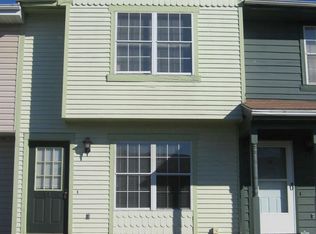 13 Swallow Ct, Charles Town, WV