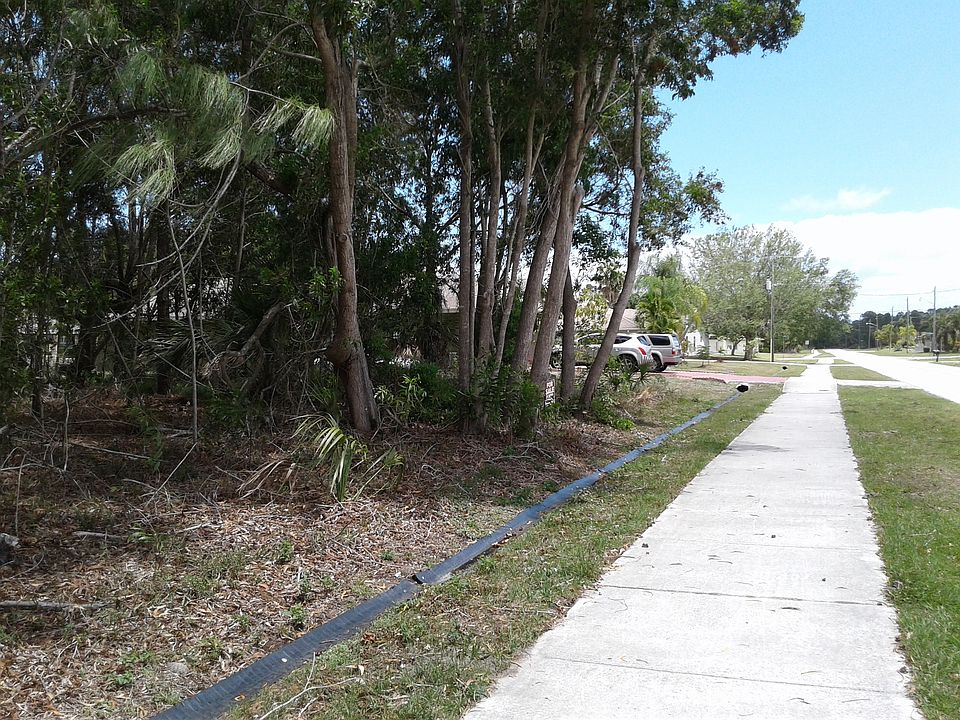 2nd image of 4978 NW Manville Dr