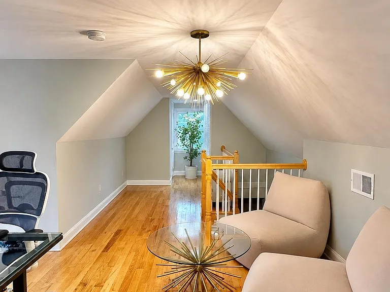 259 Duncan Ave #2 — Photo 11