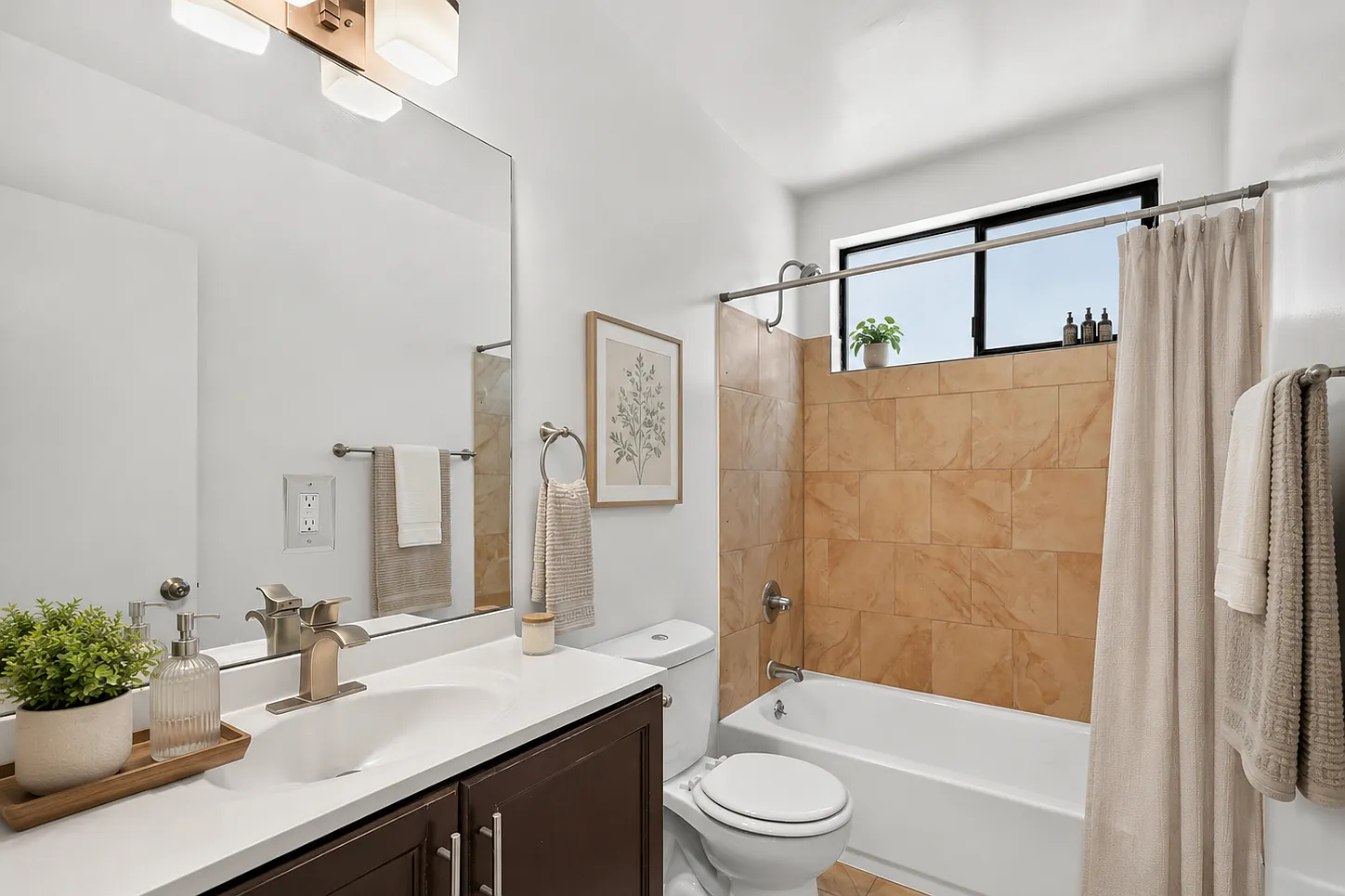3432 Keystone Ave — Photo 4