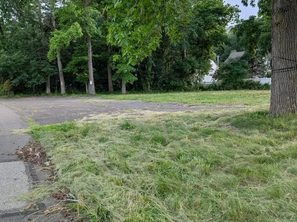 2025 State Rd, Bensalem, PA 19020