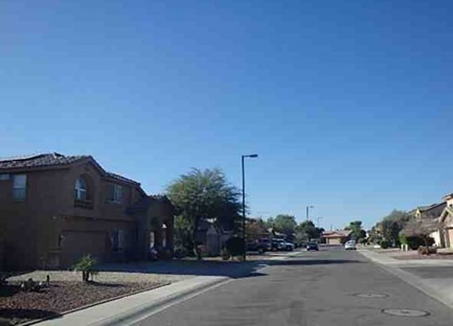 Exterior Neighborhood (street photo)
