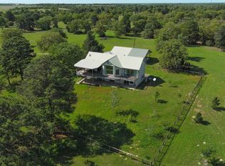 490 John Craft Rd, Red Rock, TX 78662