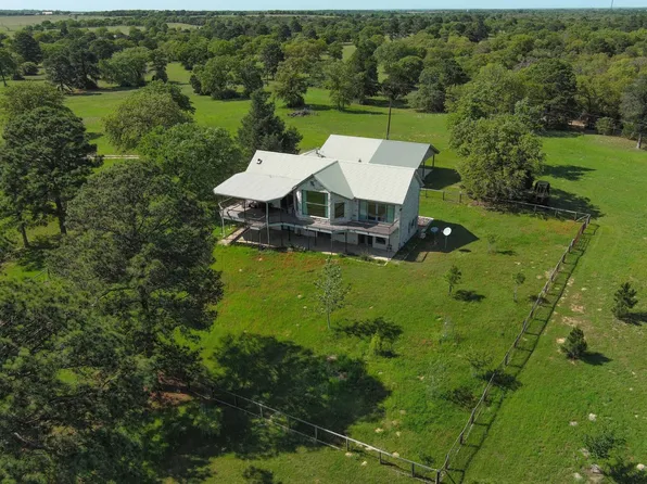 490 John Craft Rd, Red Rock, TX 78662