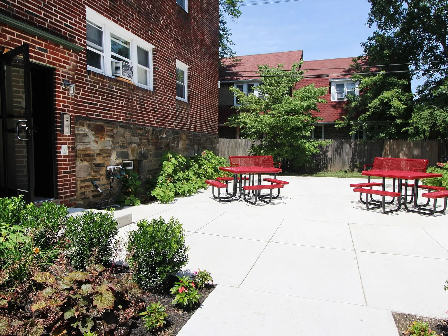 Marita Apartments — Photo 2