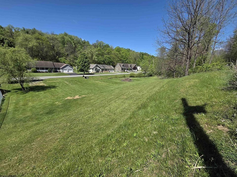 1st image of 13 Tymber Creek Dr