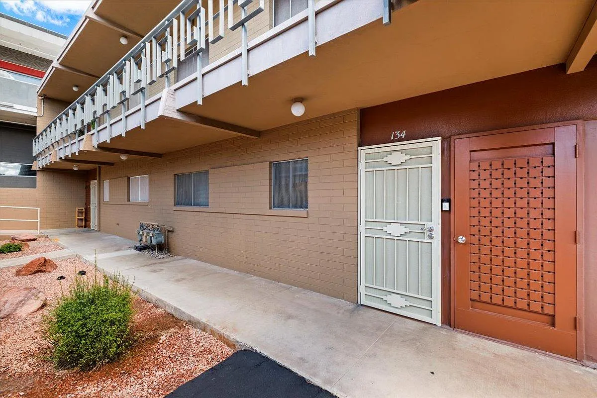 1 bed, 820 sqft, $1,495 — Photo 2