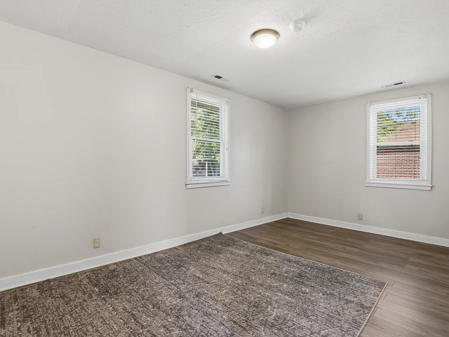 611 Forest Knolls Road - 1 — Photo 4