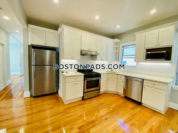 164 Hyde Park Ave APT 2, Jamaica Plain, MA 02130