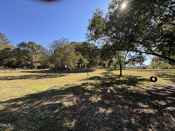 3rd image of 4313-4315 Mitchell Mill Rd