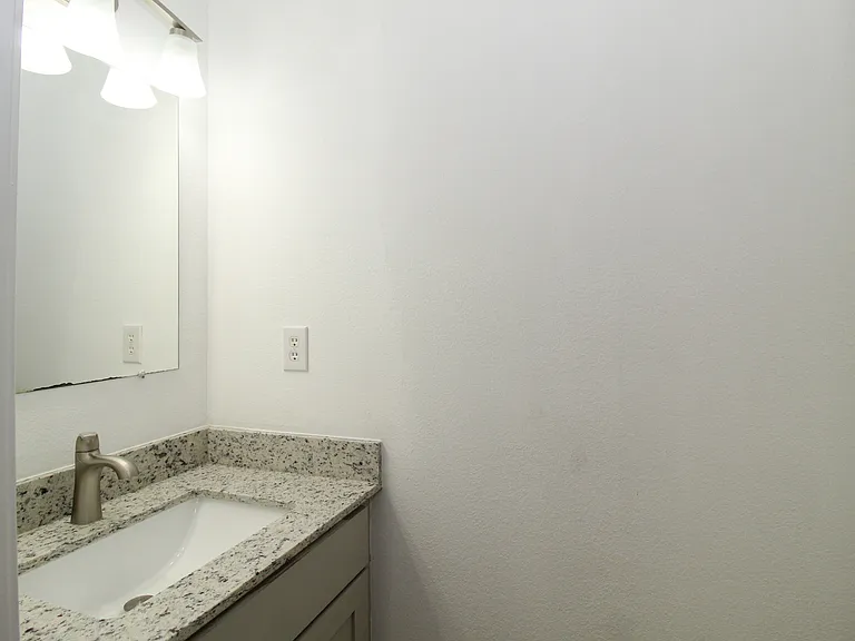 5 Iris Way #A — Photo 20