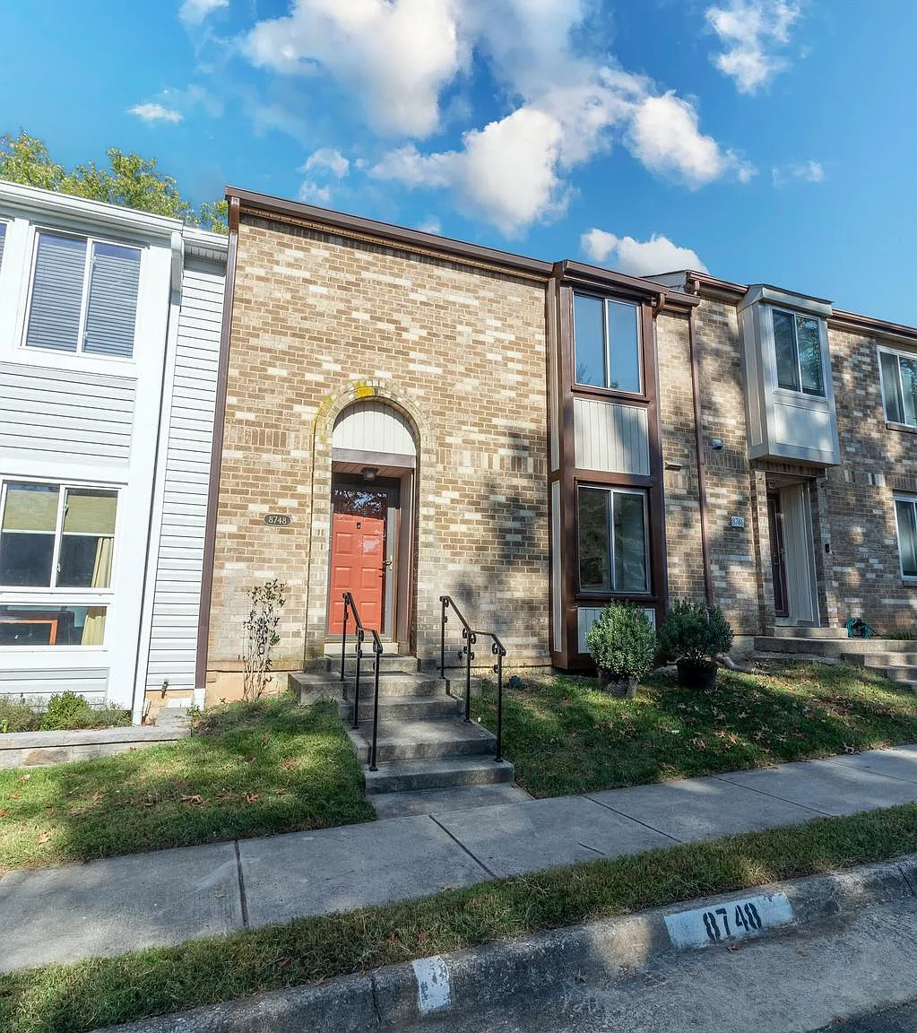 3 bed, 2.5 bath, 1428 sqft, $3,500 — Photo 2