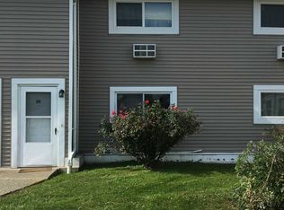 2 Fishkill Glen Dr UNIT C, Fishkill, NY 12524