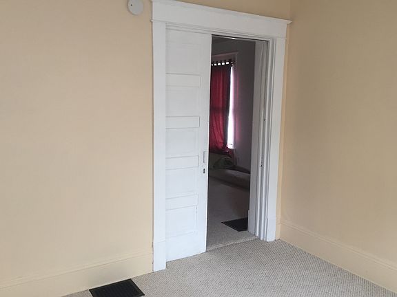 Master Bedroom w/ sliding door