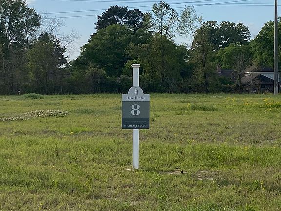 3rd image of 960 Hedgemont Ave