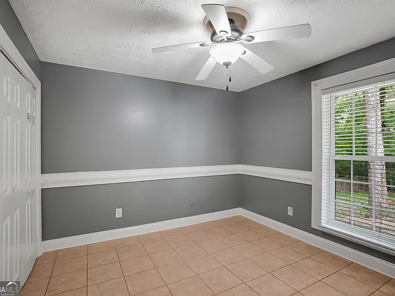 217 Wynnmeade Pkwy — Photo 6