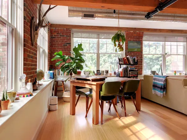 22 Cottage Park Ave Unit 7, Cambridge, MA 02140