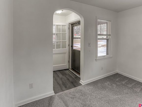3rd image of 3121 S 42nd St