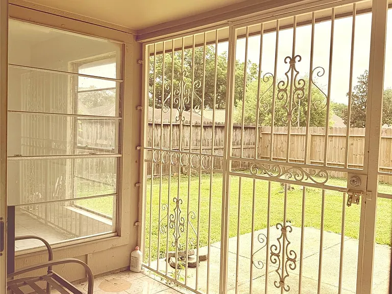 5503 Bridge Forest Dr — Photo 19